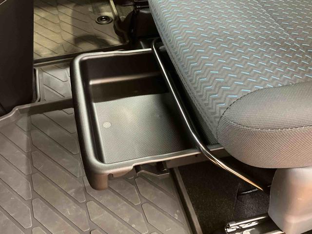 トールカスタムＧスマホ連携９インチディスプレイオーディオ　ＵＳＢ接続　ＨＤＭＩ接続　ブルートゥース対応　アダプティブクルーズコントロール　オートブレーキホールド付き電動パーキング　前後コーナーセンサー（千葉県）の中古車