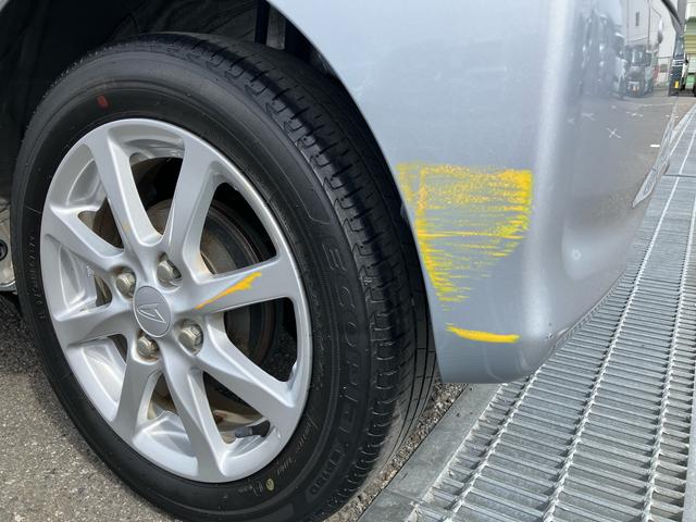 ムーヴＸ　ＳＡIIＣＤ／ＡＵＸ　オートライト　オートエアコン　アルミホイール　トップシェイドガラス　シートリフター　スモークガラス　キーフリーシステム　ボタンスタート　イモビライザー　盗難防止アラーム　衝突被害軽減装置（千葉県）の中古車