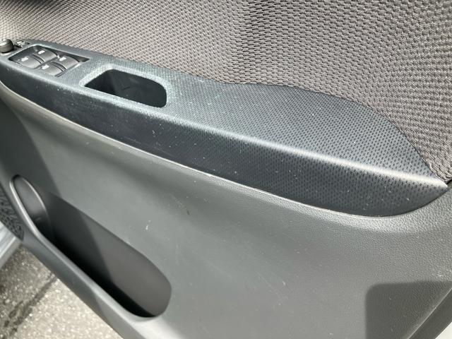 ムーヴＸ　ＳＡIIＣＤ／ＡＵＸ　オートライト　オートエアコン　アルミホイール　トップシェイドガラス　シートリフター　スモークガラス　キーフリーシステム　ボタンスタート　イモビライザー　盗難防止アラーム　衝突被害軽減装置（千葉県）の中古車