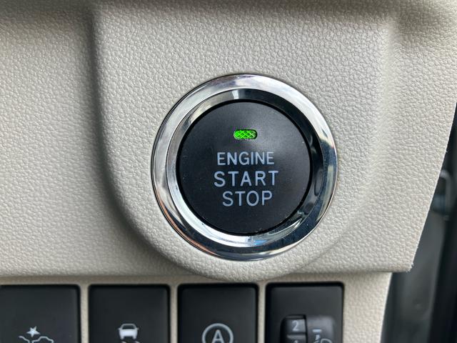 ムーヴＸ　ＳＡIIＣＤ／ＡＵＸ　オートライト　オートエアコン　アルミホイール　トップシェイドガラス　シートリフター　スモークガラス　キーフリーシステム　ボタンスタート　イモビライザー　盗難防止アラーム　衝突被害軽減装置（千葉県）の中古車