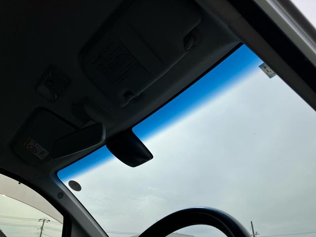 ムーヴＸ　ＳＡIIＣＤ／ＡＵＸ　オートライト　オートエアコン　アルミホイール　トップシェイドガラス　シートリフター　スモークガラス　キーフリーシステム　ボタンスタート　イモビライザー　盗難防止アラーム　衝突被害軽減装置（千葉県）の中古車