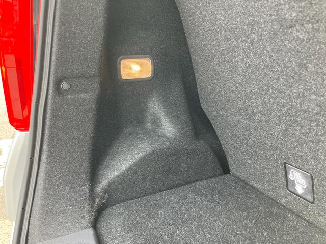 ムーヴＸ　ＳＡIIＣＤ／ＡＵＸ　オートライト　オートエアコン　アルミホイール　トップシェイドガラス　シートリフター　スモークガラス　キーフリーシステム　ボタンスタート　イモビライザー　盗難防止アラーム　衝突被害軽減装置（千葉県）の中古車