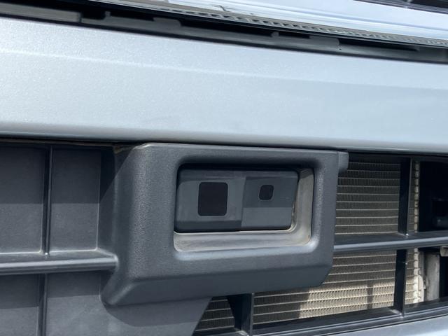 ムーヴＸ　ＳＡIIＣＤ／ＡＵＸ　オートライト　オートエアコン　アルミホイール　トップシェイドガラス　シートリフター　スモークガラス　キーフリーシステム　ボタンスタート　イモビライザー　盗難防止アラーム　衝突被害軽減装置（千葉県）の中古車