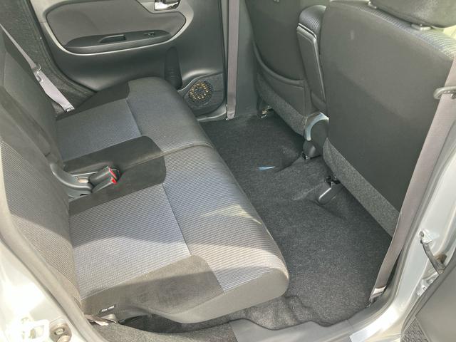 ムーヴＸ　ＳＡIIＣＤ／ＡＵＸ　オートライト　オートエアコン　アルミホイール　トップシェイドガラス　シートリフター　スモークガラス　キーフリーシステム　ボタンスタート　イモビライザー　盗難防止アラーム　衝突被害軽減装置（千葉県）の中古車