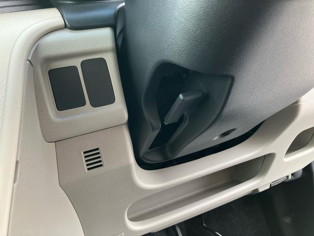 ムーヴＸ　ＳＡIIＣＤ／ＡＵＸ　オートライト　オートエアコン　アルミホイール　トップシェイドガラス　シートリフター　スモークガラス　キーフリーシステム　ボタンスタート　イモビライザー　盗難防止アラーム　衝突被害軽減装置（千葉県）の中古車