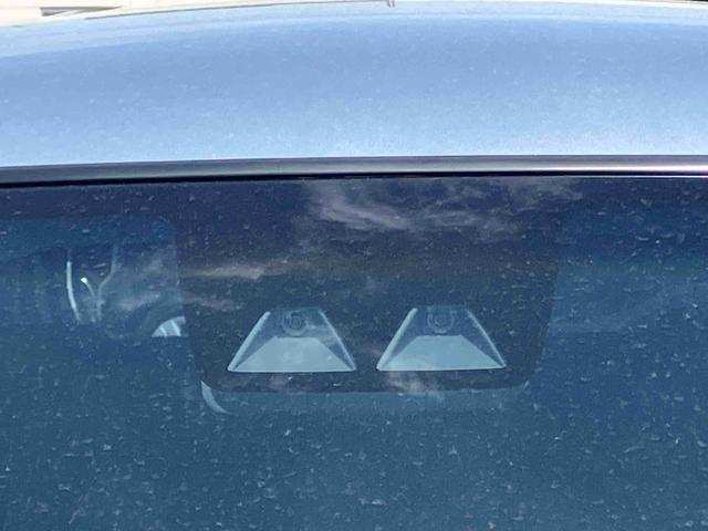 ムーヴＸリミテッドII　ＳＡIIIナビ／ＴＶ／ＢＴ／ＵＳＢ／ＤＶＤ　バックカメラ　運転席シートヒーター　トップシェイドガラス　アルミホイール　ＬＥＤヘッドライト　オートライト　革巻ステアリング　衝突軽減装置　キーフリー　盗難防止警報（千葉県）の中古車