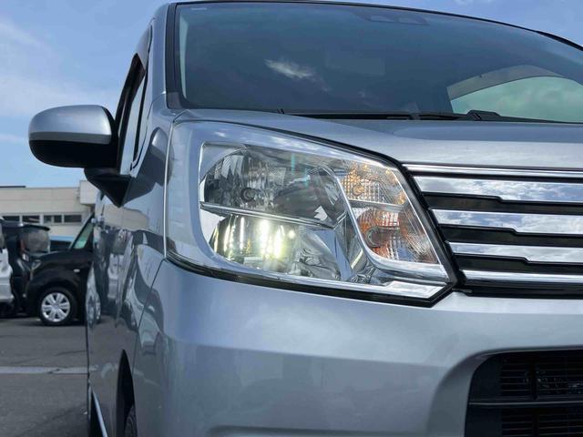 ムーヴＸリミテッドII　ＳＡIIIナビ／ＴＶ／ＢＴ／ＵＳＢ／ＤＶＤ　バックカメラ　運転席シートヒーター　トップシェイドガラス　アルミホイール　ＬＥＤヘッドライト　オートライト　革巻ステアリング　衝突軽減装置　キーフリー　盗難防止警報（千葉県）の中古車