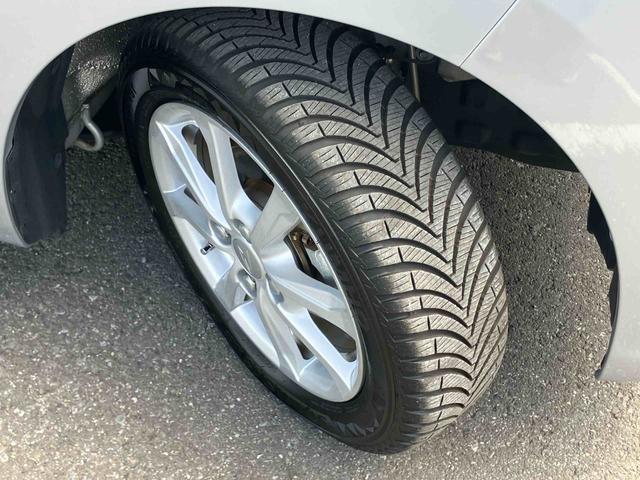 ムーヴＸリミテッドII　ＳＡIIIナビ／ＴＶ／ＢＴ／ＵＳＢ／ＤＶＤ　バックカメラ　運転席シートヒーター　トップシェイドガラス　アルミホイール　ＬＥＤヘッドライト　オートライト　革巻ステアリング　衝突軽減装置　キーフリー　盗難防止警報（千葉県）の中古車