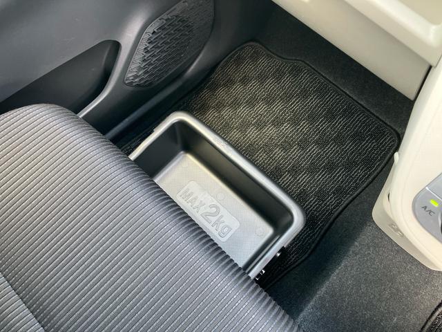 ムーヴＸリミテッドII　ＳＡIIIナビ／ＴＶ／ＢＴ／ＵＳＢ／ＤＶＤ　バックカメラ　運転席シートヒーター　トップシェイドガラス　アルミホイール　ＬＥＤヘッドライト　オートライト　革巻ステアリング　衝突軽減装置　キーフリー　盗難防止警報（千葉県）の中古車