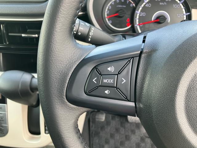 ムーヴＸリミテッドII　ＳＡIIIナビ／ＴＶ／ＢＴ／ＵＳＢ／ＤＶＤ　バックカメラ　運転席シートヒーター　トップシェイドガラス　アルミホイール　ＬＥＤヘッドライト　オートライト　革巻ステアリング　衝突軽減装置　キーフリー　盗難防止警報（千葉県）の中古車