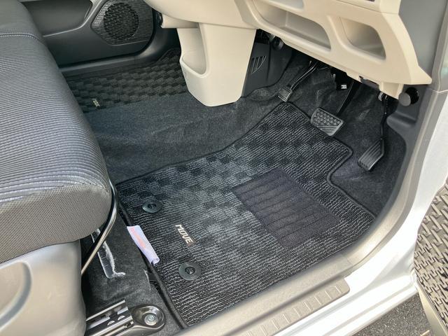 ムーヴＸリミテッドII　ＳＡIIIナビ／ＴＶ／ＢＴ／ＵＳＢ／ＤＶＤ　バックカメラ　運転席シートヒーター　トップシェイドガラス　アルミホイール　ＬＥＤヘッドライト　オートライト　革巻ステアリング　衝突軽減装置　キーフリー　盗難防止警報（千葉県）の中古車