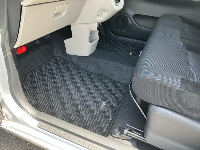 ムーヴＸリミテッドII　ＳＡIIIナビ／ＴＶ／ＢＴ／ＵＳＢ／ＤＶＤ　バックカメラ　運転席シートヒーター　トップシェイドガラス　アルミホイール　ＬＥＤヘッドライト　オートライト　革巻ステアリング　衝突軽減装置　キーフリー　盗難防止警報（千葉県）の中古車