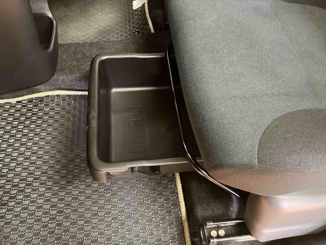 ムーヴキャンバスＧブラックアクセントＶＳ　ＳＡIIIパノラマカメラ連動フルセグナビ　ＵＳＢ接続　ブルートゥース対応　ＴＶナビキット　フロント．リヤドライブレコーダー連動　ＥＴＣ　置きラクボックス　運転席シートヒーター　ウインドシールドディアイサー（千葉県）の中古車