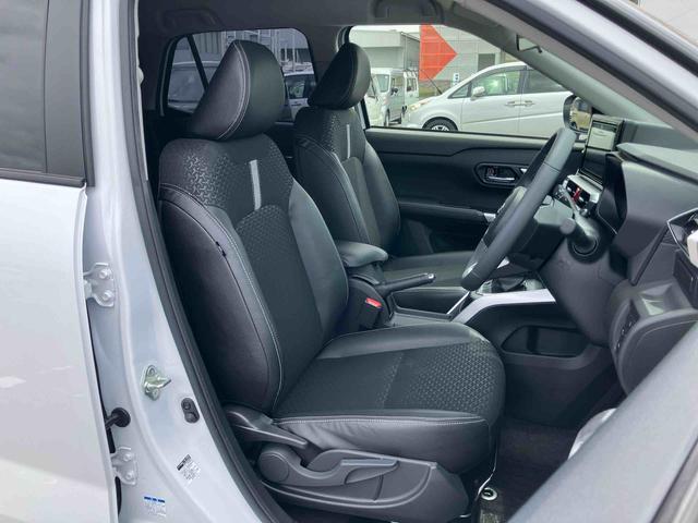 ロッキープレミアム４ＷＤ　ターボ　９型ナビ／ＴＶ／ＤＶＤ／ＢＴ／ＵＳＢ　全周囲カメラ　前後ドラレコ　ＥＴＣ　全車速追従クルコン　ＬＥＤヘッドランプ　オートライト　リヤフォグランプ　コーナーセンサー　シートヒータ　アルミ（千葉県）の中古車