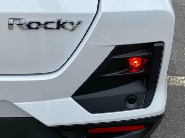 ロッキープレミアム４ＷＤ　ターボ　９型ナビ／ＴＶ／ＤＶＤ／ＢＴ／ＵＳＢ　全周囲カメラ　前後ドラレコ　ＥＴＣ　全車速追従クルコン　ＬＥＤヘッドランプ　オートライト　リヤフォグランプ　コーナーセンサー　シートヒータ　アルミ（千葉県）の中古車