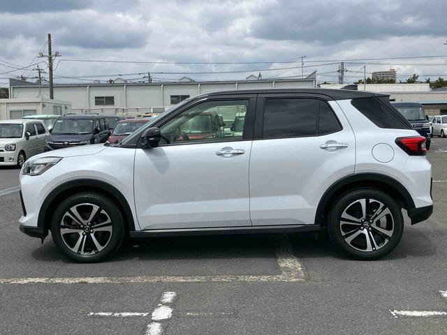 ロッキープレミアム４ＷＤ　ターボ　９型ナビ／ＴＶ／ＤＶＤ／ＢＴ／ＵＳＢ　全周囲カメラ　前後ドラレコ　ＥＴＣ　全車速追従クルコン　ＬＥＤヘッドランプ　オートライト　リヤフォグランプ　コーナーセンサー　シートヒータ　アルミ（千葉県）の中古車