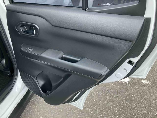 ロッキープレミアム４ＷＤ　ターボ　９型ナビ／ＴＶ／ＤＶＤ／ＢＴ／ＵＳＢ　全周囲カメラ　前後ドラレコ　ＥＴＣ　全車速追従クルコン　ＬＥＤヘッドランプ　オートライト　リヤフォグランプ　コーナーセンサー　シートヒータ　アルミ（千葉県）の中古車