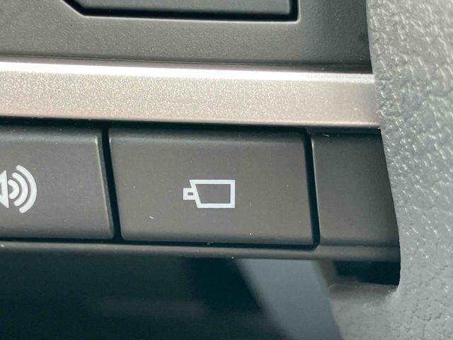 ロッキープレミアム４ＷＤ　ターボ　９型ナビ／ＴＶ／ＤＶＤ／ＢＴ／ＵＳＢ　全周囲カメラ　前後ドラレコ　ＥＴＣ　全車速追従クルコン　ＬＥＤヘッドランプ　オートライト　リヤフォグランプ　コーナーセンサー　シートヒータ　アルミ（千葉県）の中古車