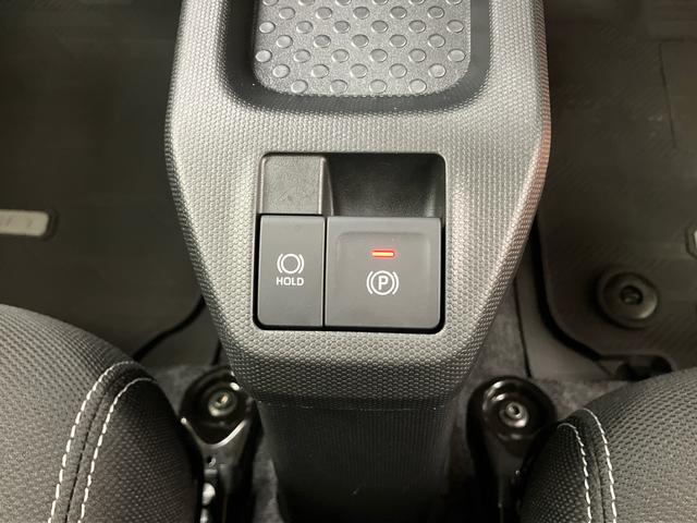 タフトＧターボ　クロムベンチャーターボ　ガラスルーフ　ルーフレール　バックカメラ　ＬＥＤヘッドランプ　オートライト　シートヒーター　前後コ−ナ−センサー　革巻きハンドル　電動駐車ブレーキ　キーフリーシステム　アルミホイール　ステリモ（千葉県）の中古車