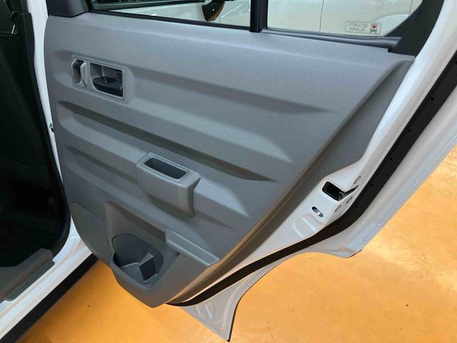 タフトＧターボ　クロムベンチャーターボ　ガラスルーフ　ルーフレール　バックカメラ　ＬＥＤヘッドランプ　オートライト　シートヒーター　前後コ−ナ−センサー　革巻きハンドル　電動駐車ブレーキ　キーフリーシステム　アルミホイール　ステリモ（千葉県）の中古車