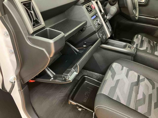 タフトＧターボ　クロムベンチャーターボ　ガラスルーフ　ルーフレール　バックカメラ　ＬＥＤヘッドランプ　オートライト　シートヒーター　前後コ−ナ−センサー　革巻きハンドル　電動駐車ブレーキ　キーフリーシステム　アルミホイール　ステリモ（千葉県）の中古車