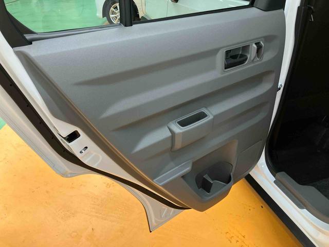 タフトＧターボ　クロムベンチャーターボ　ガラスルーフ　ルーフレール　バックカメラ　ＬＥＤヘッドランプ　オートライト　シートヒーター　前後コ−ナ−センサー　革巻きハンドル　電動駐車ブレーキ　キーフリーシステム　アルミホイール　ステリモ（千葉県）の中古車