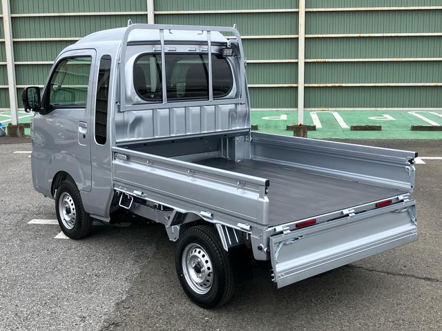 ハイゼットトラックジャンボエクストラ電子制御式４ＷＤ　リヤデフロック　ＬＥＤ荷台灯　テールゲートチェーン　ＬＥＤヘッド／フォグランプ　スマートキー　電動格納ドアミラー　オーバーヘッドシェルフ　コーナーセンサー　衝突被害軽減ブレーキ（千葉県）の中古車