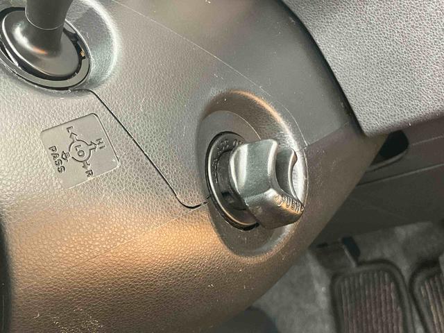 ミラココアココアプラスXCDラジオチューナー AUX接続 ETC LED室内灯 照明.バニティーミラー付き左右サンバイザー LEDヘッドライト チルトステアリング 運転席シートリフター キーフリーシステム アシストグリップ(千葉県)の中古車
