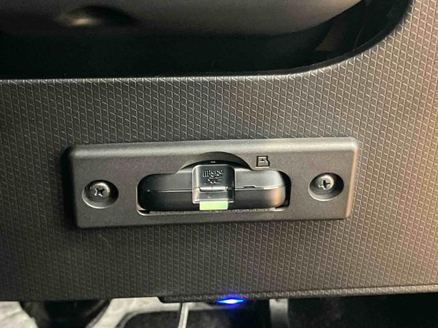 タントカスタムRSスタイルセレクションバックカメラ連動9インチフルセグナビ USB接続 ブルートゥース対応 TVナビキット フロント.リヤドライブレコーダー連動 ビルトインETC イルミネーションパック アダプティブクルーズコントロール(千葉県)の中古車