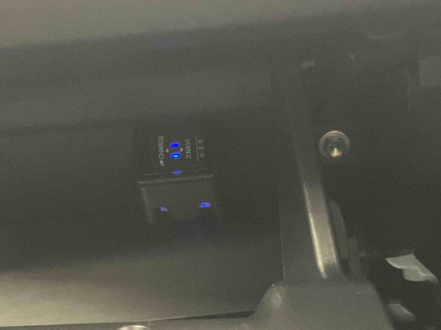 キャストアクティバＧ　ターボ　プライムコレクション　ＳＡIIIバックカメラ連動フルセグナビ　ＵＳＢ接続　ブルートゥース対応　ＴＶナビキット　前席シートヒーター　オーバーヘッドコンソール＋ＬＥＤ室内灯　コートフック付きアシストグリップ　助手席シートアンダートレイ（千葉県）の中古車