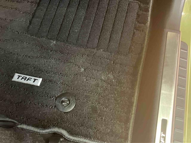 タフトＧターボ　クロムベンチャースマアシダイハツ予防安全機能　スカイフィールトップ　アダプティブクルーズコントロール　オートブレーキホールド付き電動パーキング　前席シートヒーター　リヤルーフスポイラー　助手席シートアンダートレイ（千葉県）の中古車