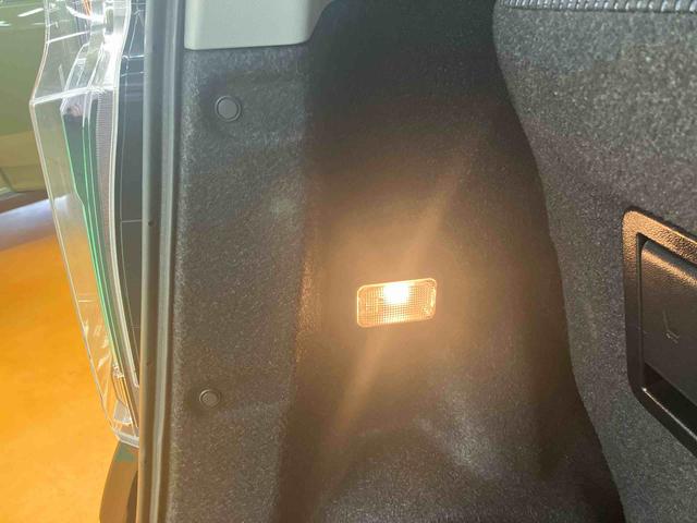 ムーヴカスタム　Ｘリミテッド　ＳＡIIIパノラマカメラ連動８インチフルセグナビ　ＵＳＢ接続　ＨＤＭＩ接続　ブルートゥース対応　ＴＶナビキット　フロントドライブレコーダー連動　ＥＴＣ　運転席シートヒーター　ＬＥＤ室内灯　アイドリングストップ（千葉県）の中古車