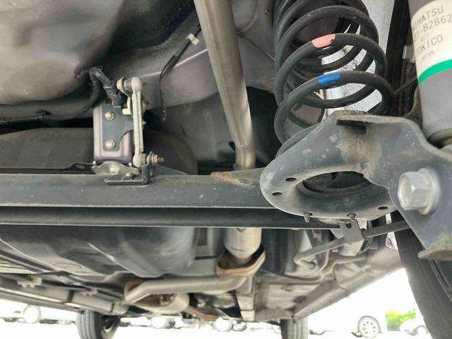 ミラココアココアプラスＸＬＥＤヘッドランプ　バックカメラ　オートエアコン　ルーフレール　キーフリーシステム　盗難防止アラーム　シートリフター　足踏み式パーキングブレーキ　スモークガラス　アイドリングストップ　チルトハンドル（千葉県）の中古車