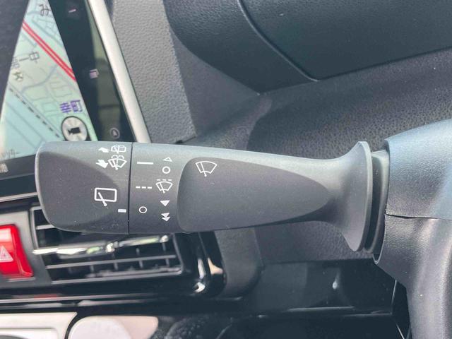 タントカスタムＸスタイルセレクションバックカメラ連動９インチフルセグナビ　ＵＳＢ接続　ブルートゥース対応　ＴＶナビキット　フロント．リヤドライブレコーダー連動　ビルトインＥＴＣ　運転席ロングスライドシート　前席シートヒーター（千葉県）の中古車