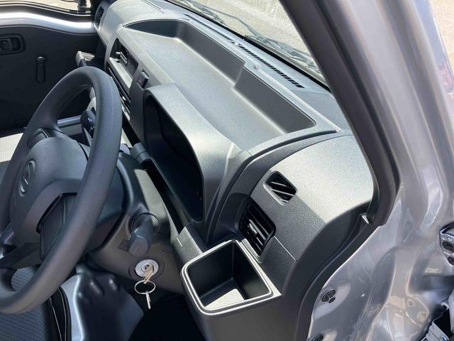 ハイゼットトラックスタンダード荷台三方開　バッテリーカバー　ＡＭ／ＦＭラジオ　ハロゲンヘッドランプ　オートライト　オートハイビーム　衝突被害軽減ブレーキ　マニュアルエアコン　アイドリングストップ　サイドレバー式パーキングブレーキ（千葉県）の中古車