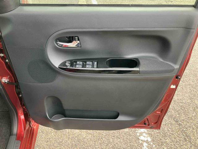 タントカスタムＸ　ＳＡIIIナビ／ＴＶ／ＤＶＤ／ＢＴ／ＵＳＢ　バックカメラ　ドラレコ　運転席シートヒーター　ＬＥＤヘッドライト　オートライト　オートハイビーム　両側スライド（左側電動）　キーフリー　盗難防止警報　アルミホイール（千葉県）の中古車