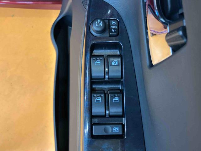 タントカスタムRS トップエディションVS SAIIIパノラマカメラ連動フルセグナビ USB接続 ブルートゥース対応 フロントドライブレコーダー連動 ETC 運転席シートヒーター オートライト オートハイビーム LEDヘッドライト アイドリングストップ(千葉県)の中古車