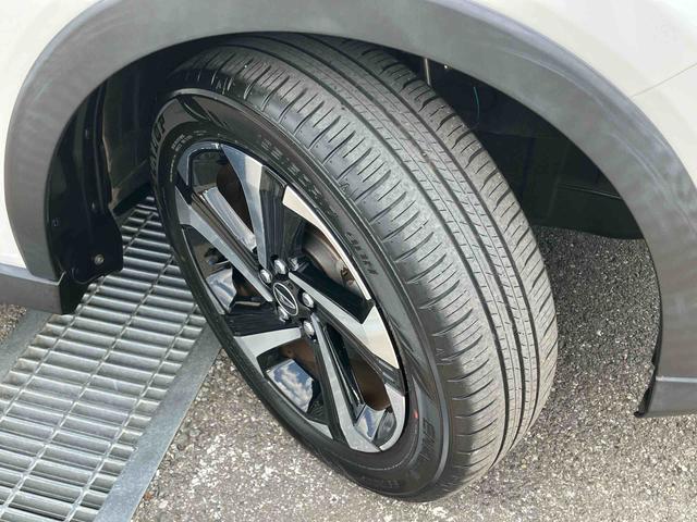 ロッキープレミアムＧ　ＨＥＶＨＥＶ　９型ナビ／ＴＶ／ＤＶＤ／ＢＴ／ＵＳＢ　全周囲カメラ　前後ドラレコ　ＥＴＣ　１００Ｖ電源　全車速追従クルコン　ＬＥＤヘッドランプ　ＢＳＭ　リヤフォグ　前後コーナーセンサー　シートヒーター　アルミ（千葉県）の中古車