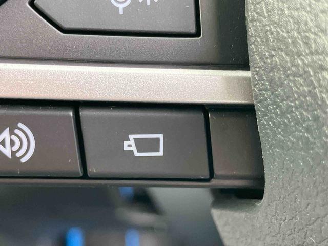 ロッキープレミアムＧ　ＨＥＶＨＥＶ　９型ナビ／ＴＶ／ＤＶＤ／ＢＴ／ＵＳＢ　全周囲カメラ　前後ドラレコ　ＥＴＣ　１００Ｖ電源　全車速追従クルコン　ＬＥＤヘッドランプ　ＢＳＭ　リヤフォグ　前後コーナーセンサー　シートヒーター　アルミ（千葉県）の中古車