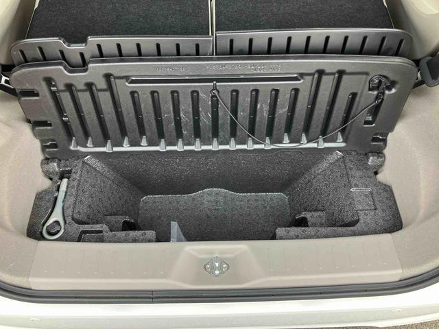 ムーヴＸ　ＳＡナビ／ＴＶ／ＤＶＤ／ＢＴ／ＵＳＢ　バックカメラ　ＥＴＣ　アルミホイール　オートライト　衝突被害軽減ブレーキ　ステアリングリモコン　スモークガラス　足踏み式駐車ブレーキ　キーフリーシステム　盗難防止警報（千葉県）の中古車