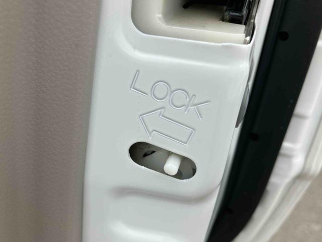 ムーヴＸ　ＳＡナビ／ＴＶ／ＤＶＤ／ＢＴ／ＵＳＢ　バックカメラ　ＥＴＣ　アルミホイール　オートライト　衝突被害軽減ブレーキ　ステアリングリモコン　スモークガラス　足踏み式駐車ブレーキ　キーフリーシステム　盗難防止警報（千葉県）の中古車