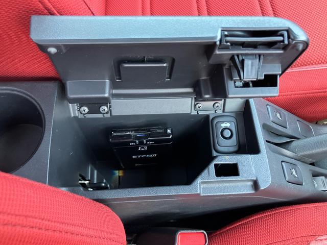 コペンセロターボ　ナビ／ＴＶ／ＤＶＤ／ＢＴ／ＵＳＢ　バックカメラ　ＥＴＣ　ＬＥＤヘッドライト　シートヒーター　革巻ハンドル　ステリモ　チルトハンドル　オートＡ／Ｃ　キーフリー　イモビライザー　電動ミラー　アルミ（千葉県）の中古車