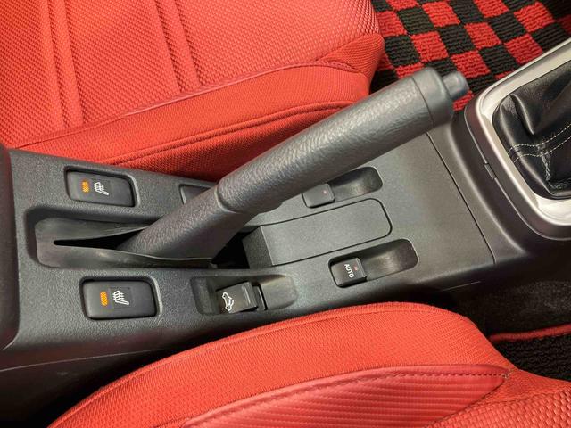 コペンセロフルセグナビ　ＵＳＢ接続　ブルートゥース対応　ＥＴＣ　シートヒーター　オートライト　ＬＥＤヘッドライト　横滑り防止装置　１６インチアルミホイール　プッシュエンジンスタート　キーフリーシステム（千葉県）の中古車