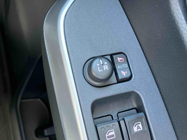 トールカスタムＧ９型ナビ／ＢＴ／ＴＶ／ＤＩＳＣ／全周囲カメラ　後席モニター　前後ドラレコ　ＥＴＣ　シートヒーター　シートバックテーブル　両側パワスラ　ＬＥＤヘッド／フォグ　１４インチアルミ　クルコン　スマートキー（千葉県）の中古車