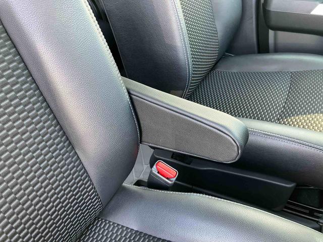 トールカスタムＧ９型ナビ／ＢＴ／ＴＶ／ＤＩＳＣ／全周囲カメラ　後席モニター　前後ドラレコ　ＥＴＣ　シートヒーター　シートバックテーブル　両側パワスラ　ＬＥＤヘッド／フォグ　１４インチアルミ　クルコン　スマートキー（千葉県）の中古車