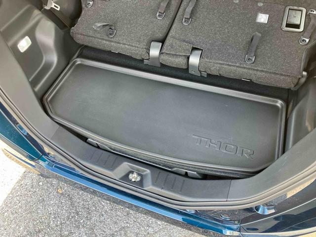 トールカスタムＧ９型ナビ／ＢＴ／ＴＶ／ＤＩＳＣ／全周囲カメラ　後席モニター　前後ドラレコ　ＥＴＣ　シートヒーター　シートバックテーブル　両側パワスラ　ＬＥＤヘッド／フォグ　１４インチアルミ　クルコン　スマートキー（千葉県）の中古車