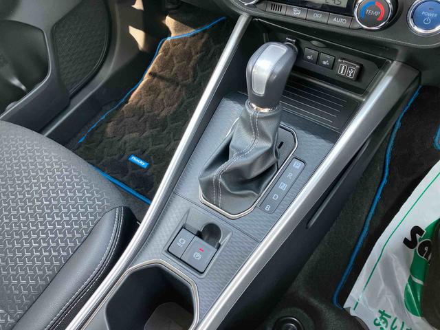 ロッキープレミアムG HEV9型DPオーディオ/BT/TV/全周囲カメラ/駐車支援 前後ドラレコ ETC2.0 LEDヘッド/前後フォグ 17インチアルミ シートヒーター 電動駐車ブレーキ 自動追従クルコン 衝突被害軽減ブレーキ(千葉県)の中古車