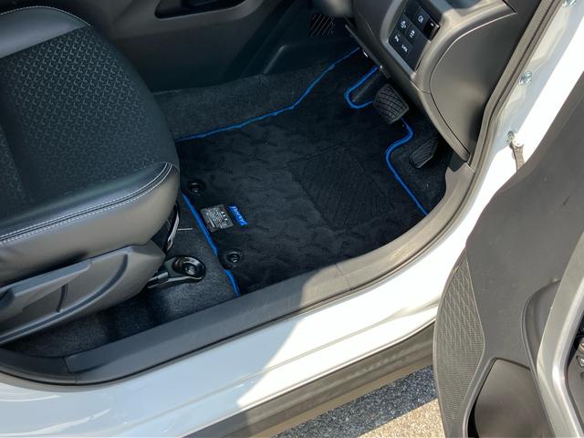 ロッキープレミアムG HEV9型DPオーディオ/BT/TV/全周囲カメラ/駐車支援 前後ドラレコ ETC2.0 LEDヘッド/前後フォグ 17インチアルミ シートヒーター 電動駐車ブレーキ 自動追従クルコン 衝突被害軽減ブレーキ(千葉県)の中古車