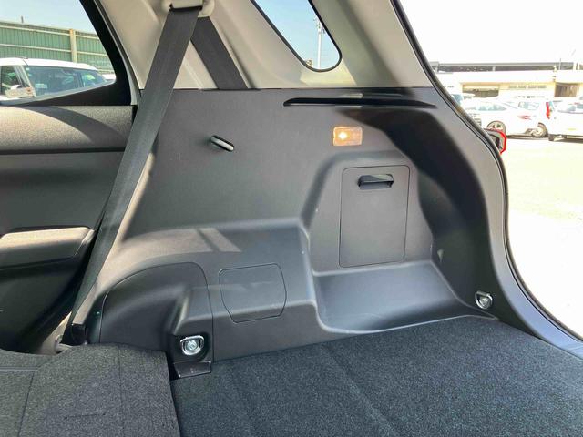 ロッキープレミアムG HEV9型DPオーディオ/BT/TV/全周囲カメラ/駐車支援 前後ドラレコ ETC2.0 LEDヘッド/前後フォグ 17インチアルミ シートヒーター 電動駐車ブレーキ 自動追従クルコン 衝突被害軽減ブレーキ(千葉県)の中古車