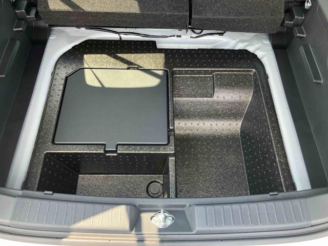 ロッキープレミアムＧ　ＨＥＶスマアシ　ダイハツ予防安全機能　アダプティブクルーズコントロール　前席シートヒーター　前後コーナーセンサー　リヤフォグランプ　オートブレーキホールド付き電動パーキング　１７インチアルミホイール（千葉県）の中古車